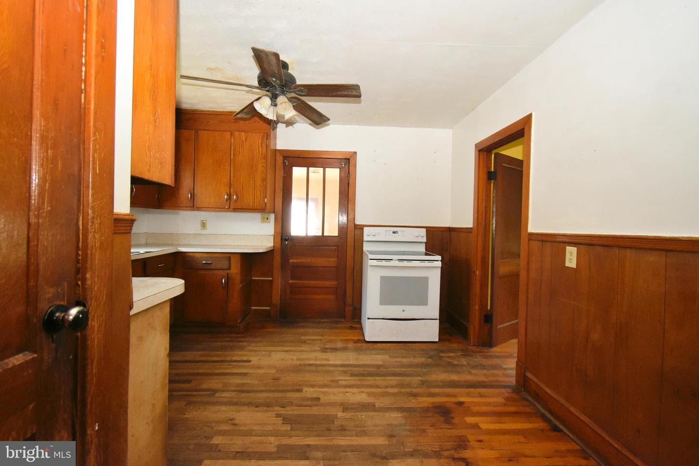 2531 Hockman Avenue photo 11