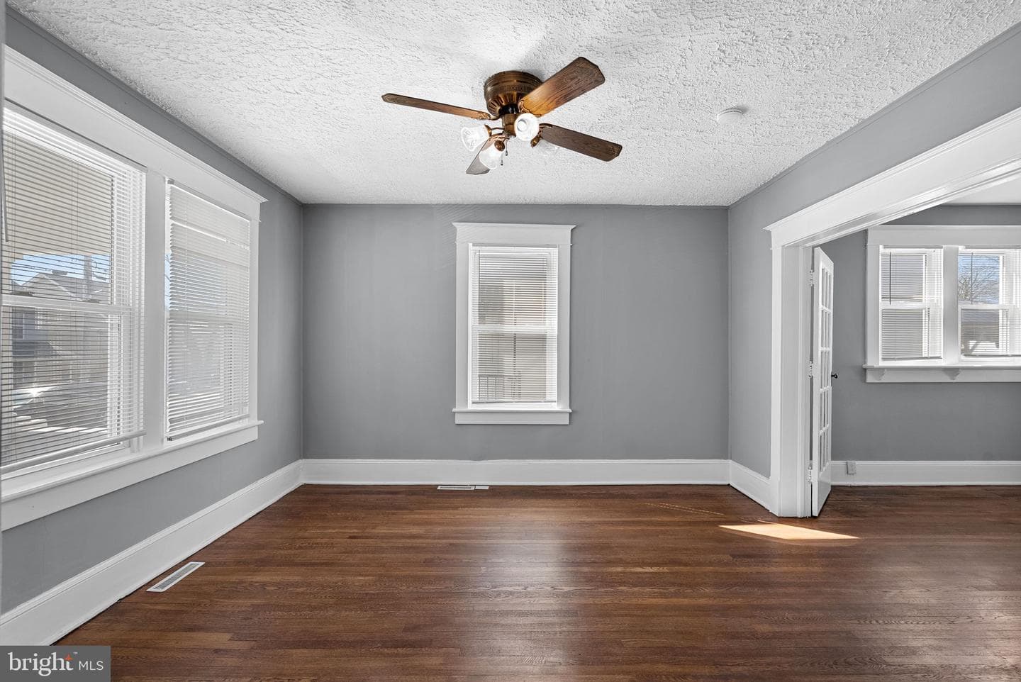 317 Gray Avenue photo 10
