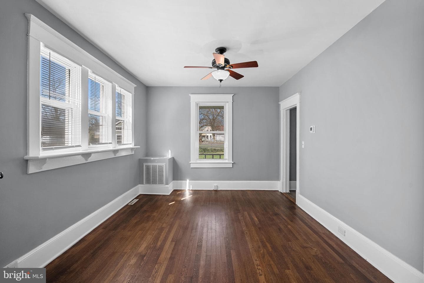 317 Gray Avenue photo 16