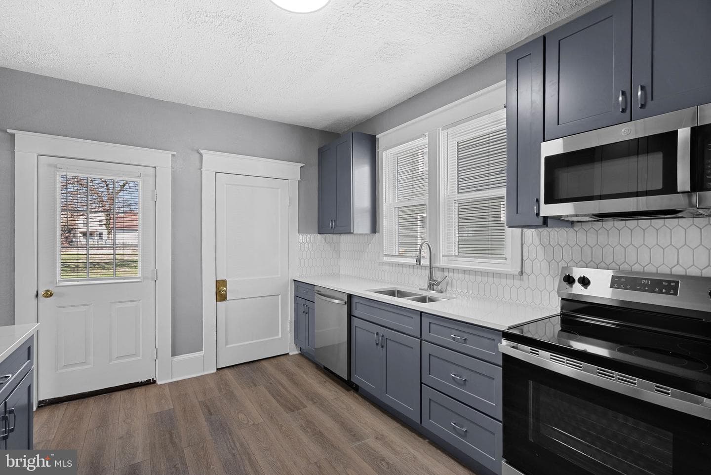 317 Gray Avenue photo 22