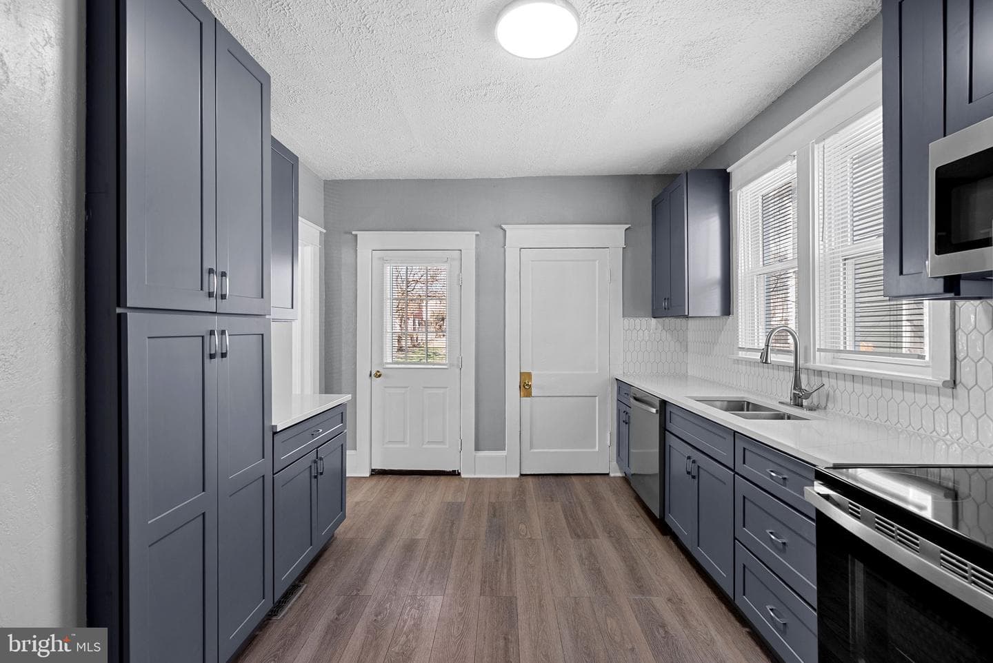 317 Gray Avenue photo 24