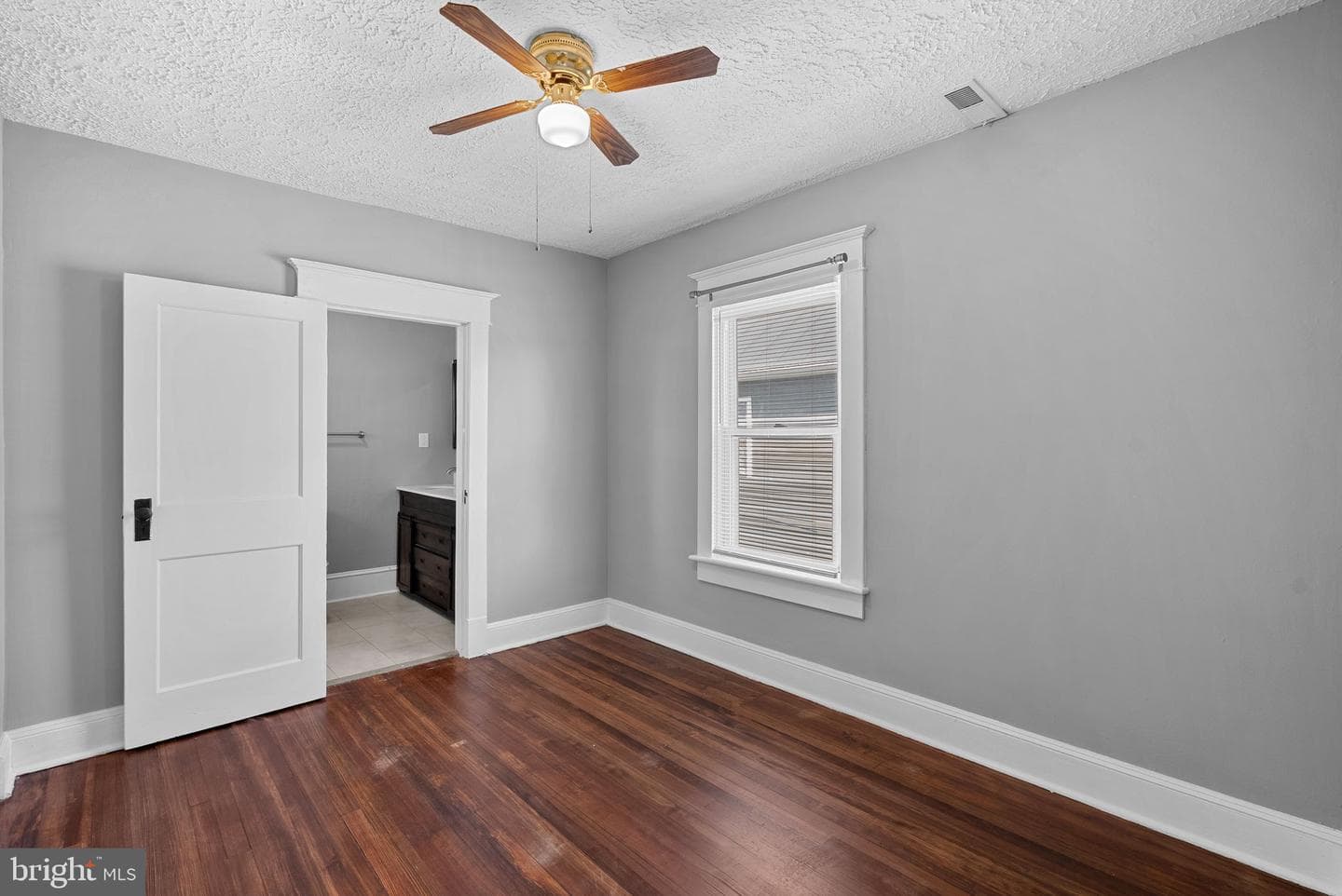 317 Gray Avenue photo 27