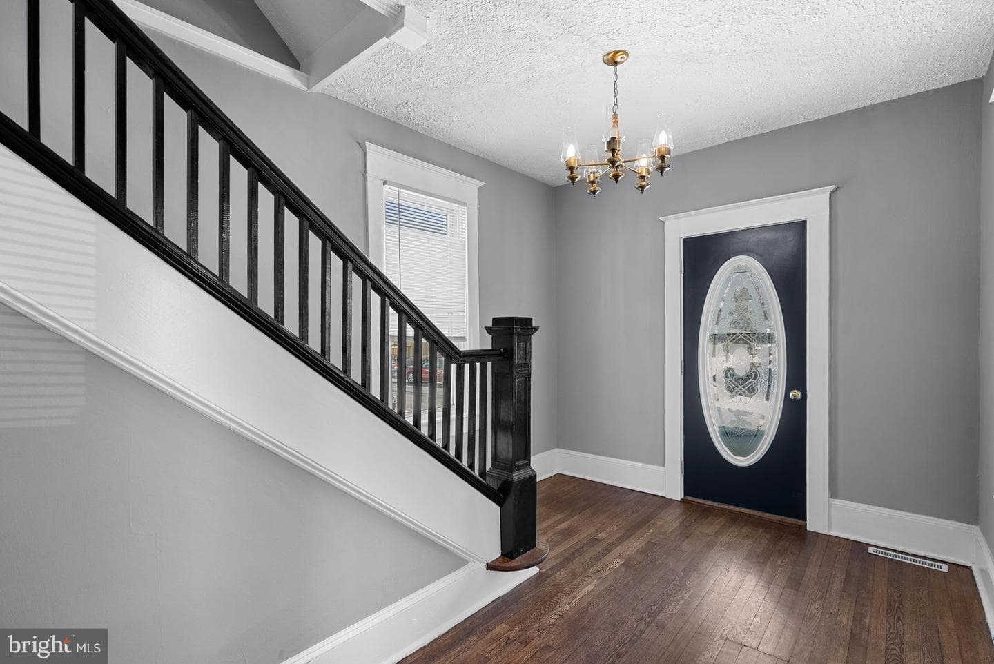 317 Gray Avenue photo 8