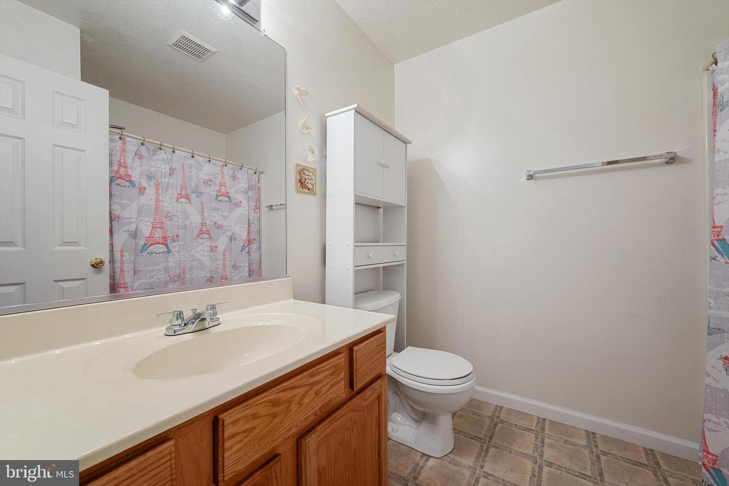 290 Green Street photo 19