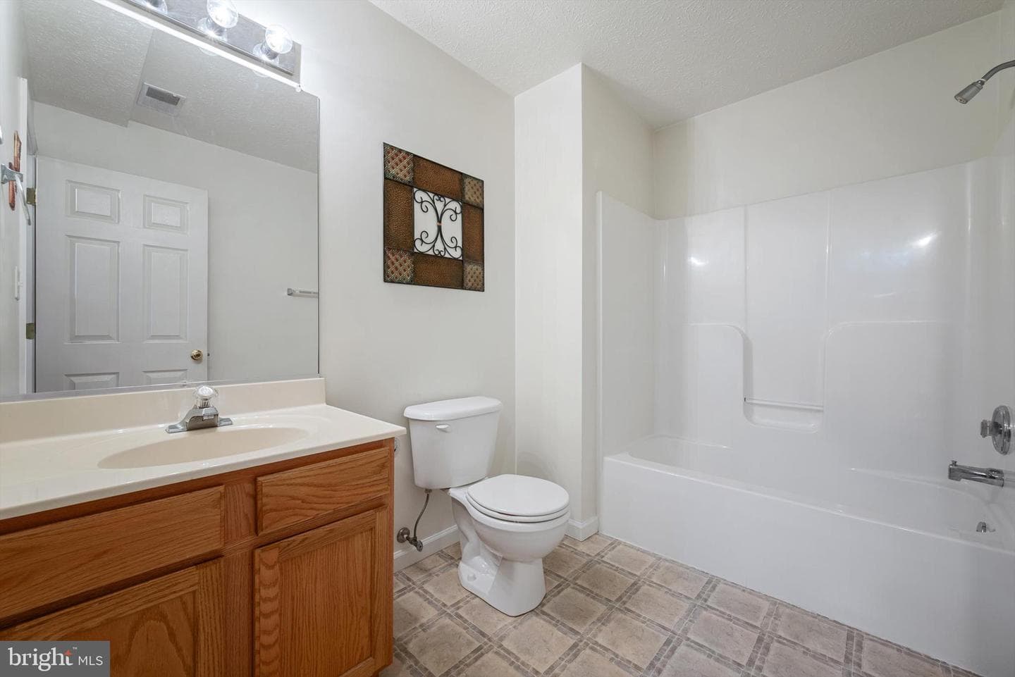 290 Green Street photo 31