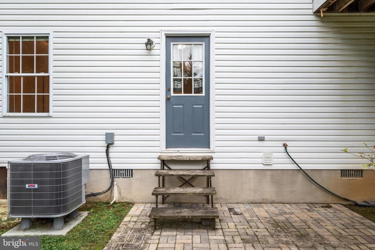 290 Green Street photo 37