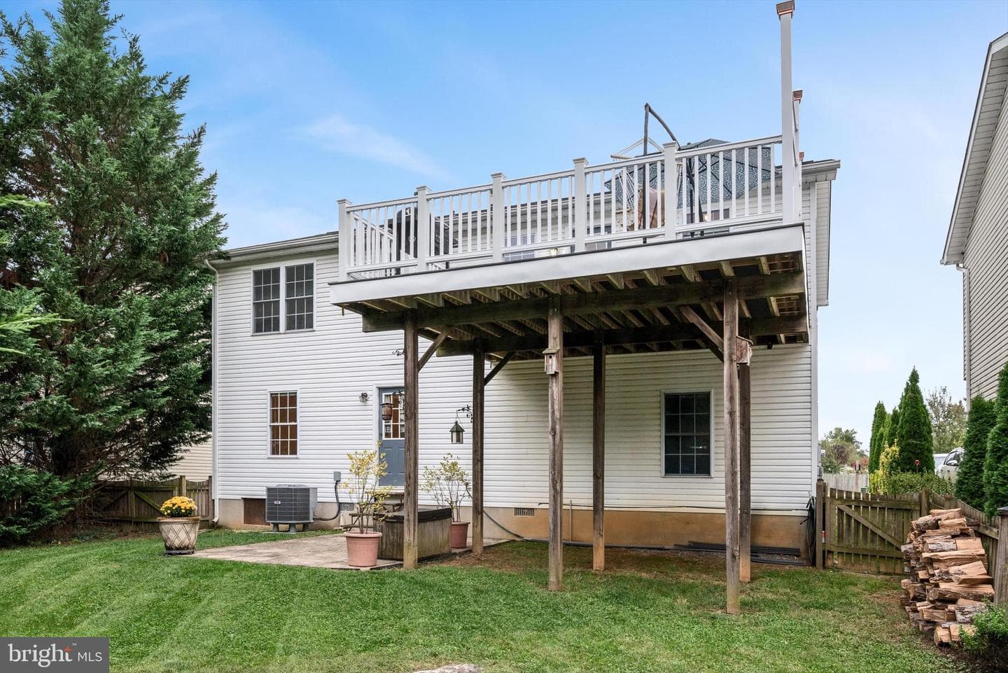 290 Green Street photo 40