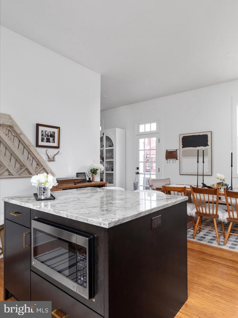 411 N Loudoun Street #203 photo 9