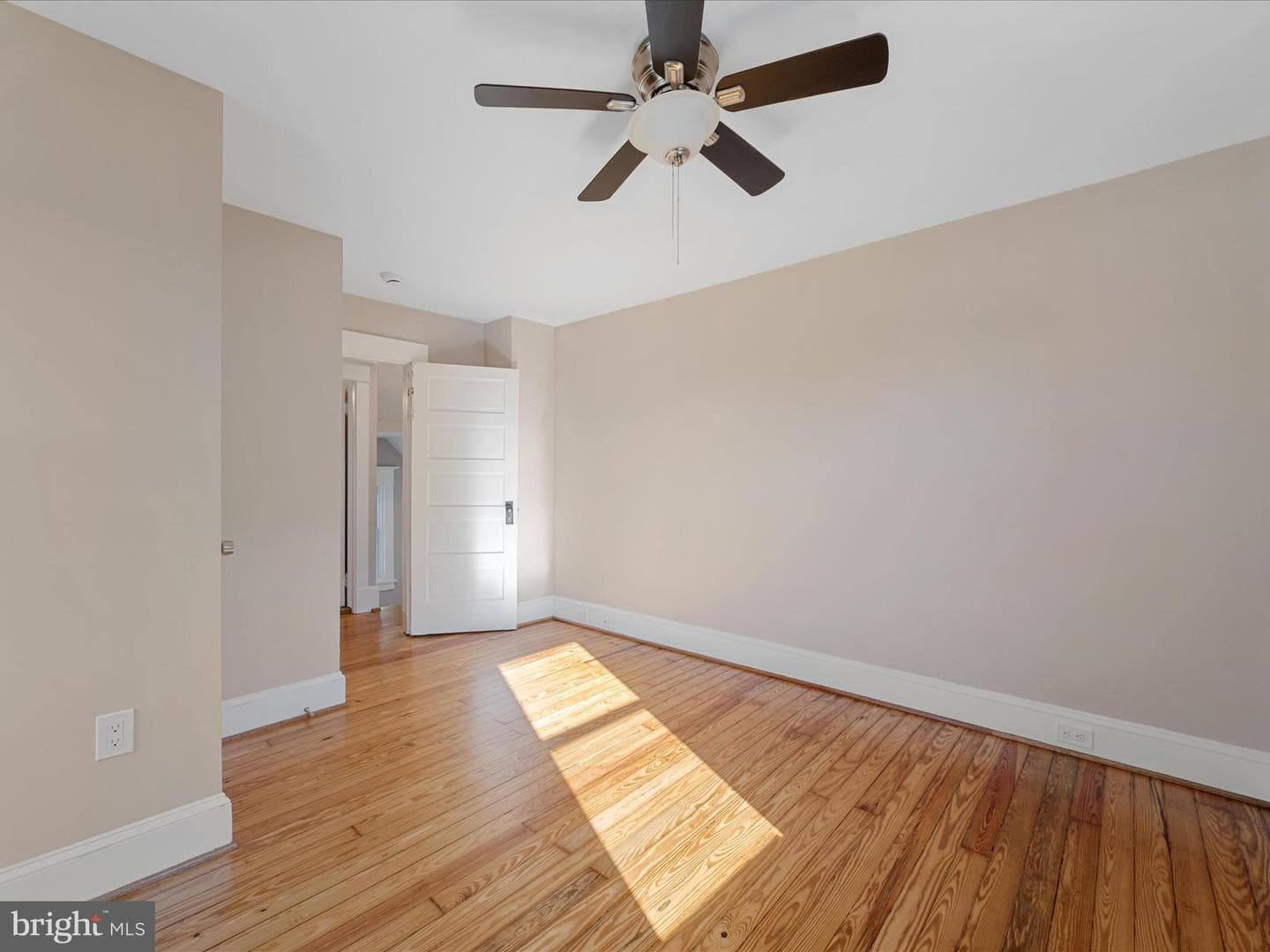 715 Berryville Avenue photo 26