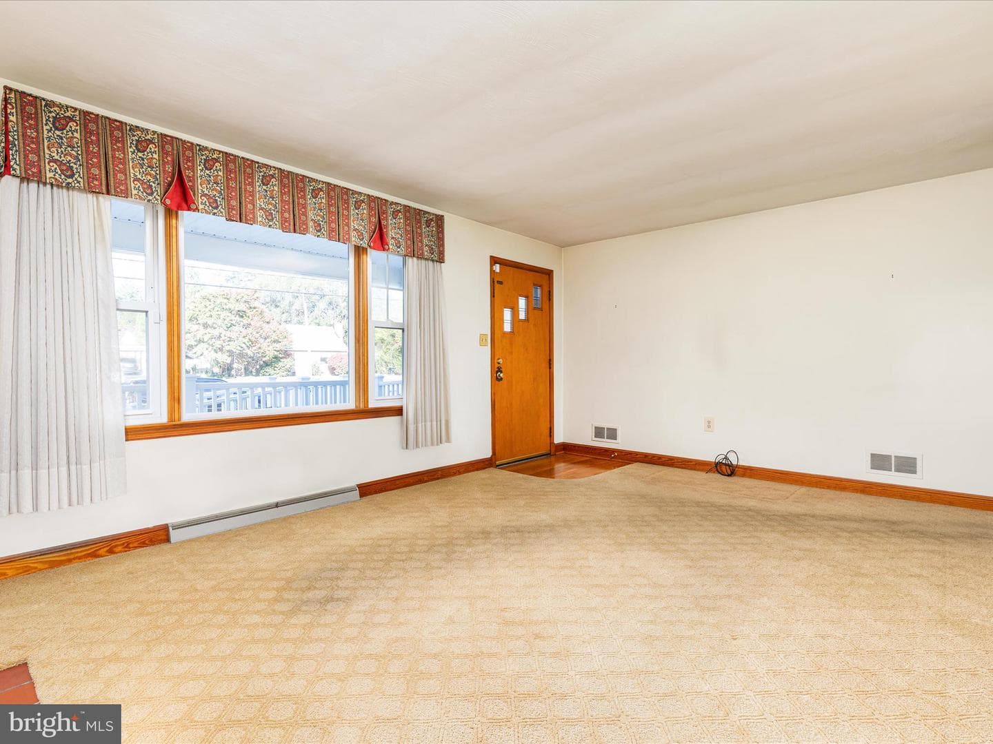 312 Fox Drive photo 5