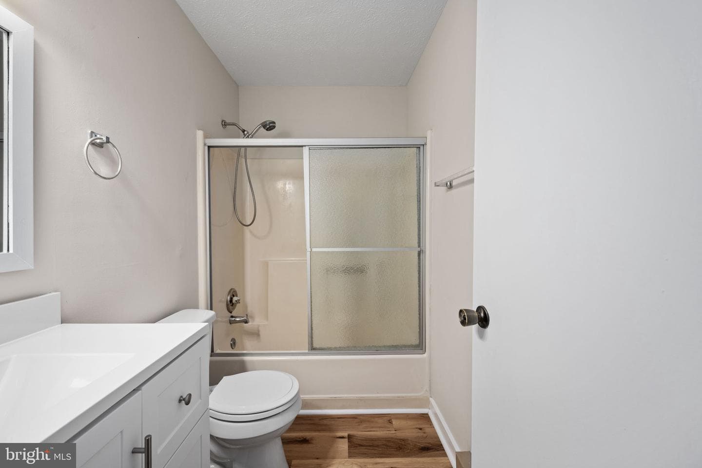 26 Jackson Avenue photo 23
