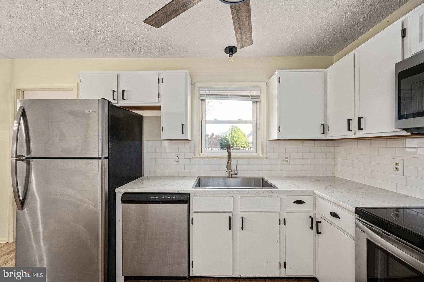 26 Jackson Avenue photo 49
