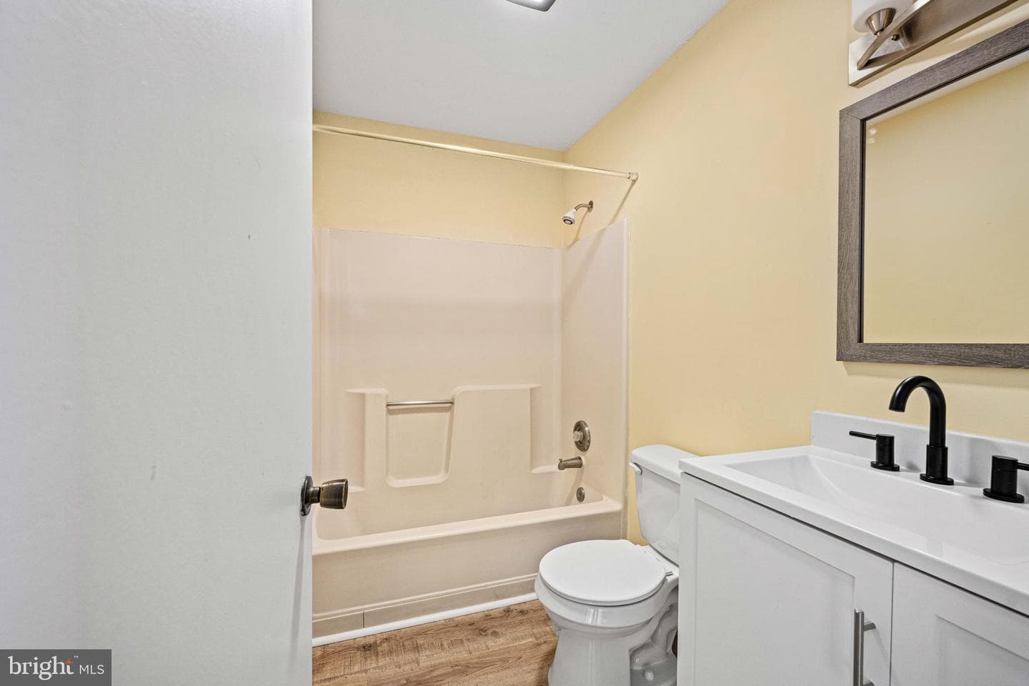 26 Jackson Avenue photo 61