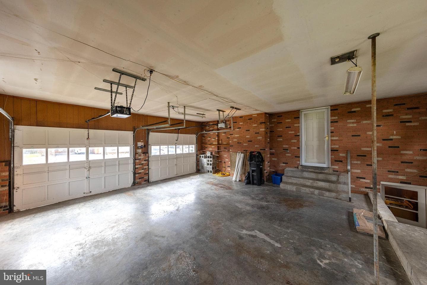 101 Molden Drive photo 26