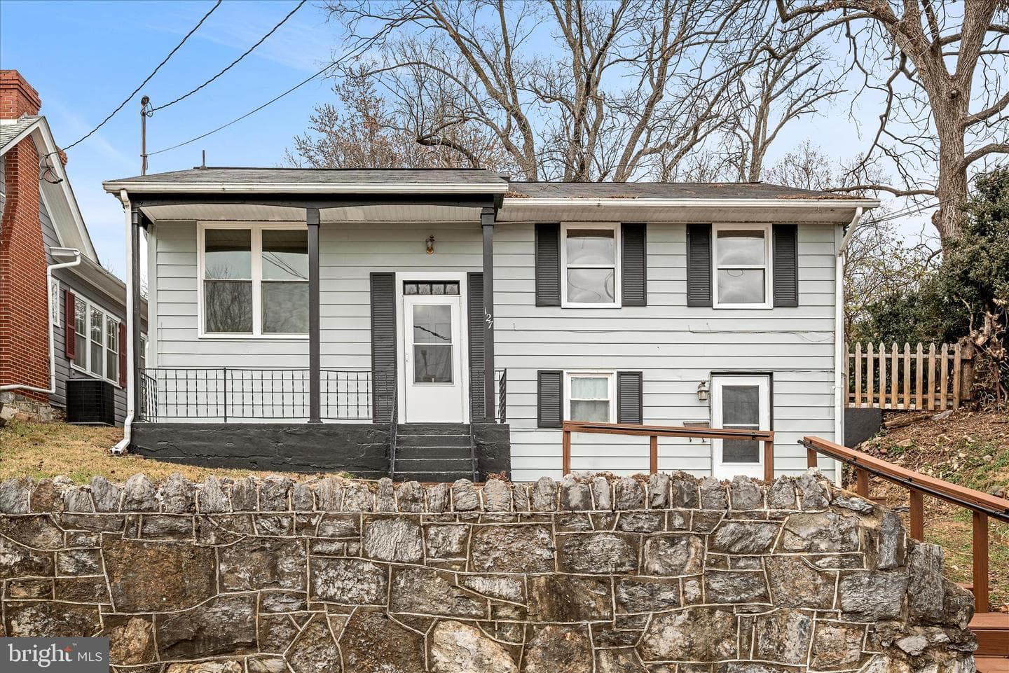 127 Shirley Street photo 36