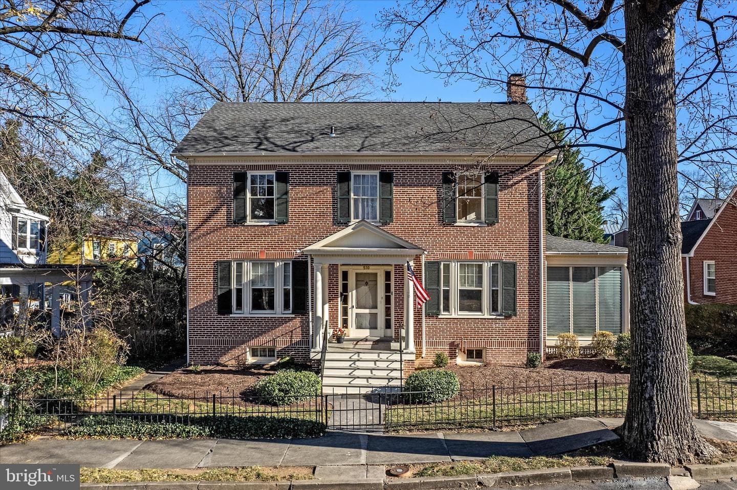 510 S Washington Street photo 1