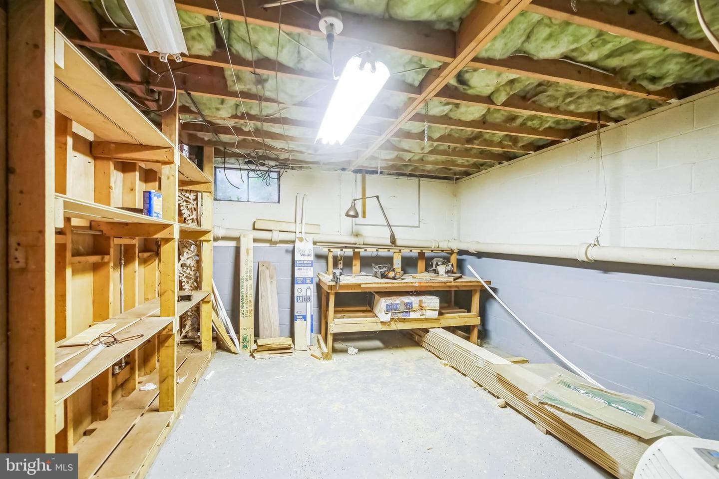 323 Russelcroft Road photo 17