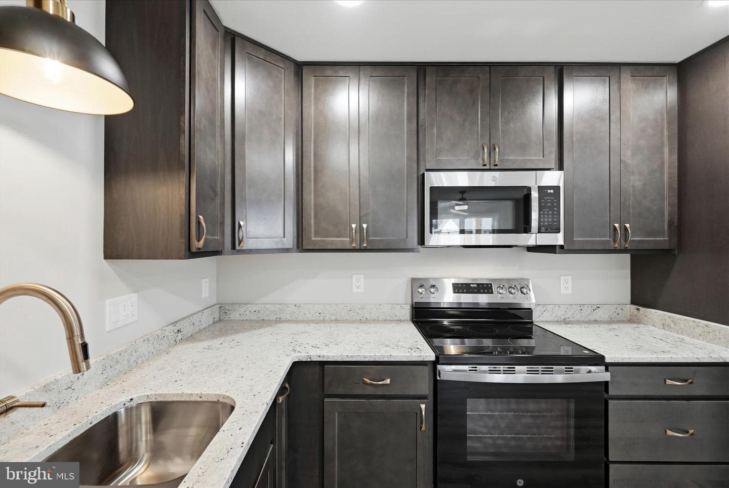 217 Myrtle Avenue photo 22