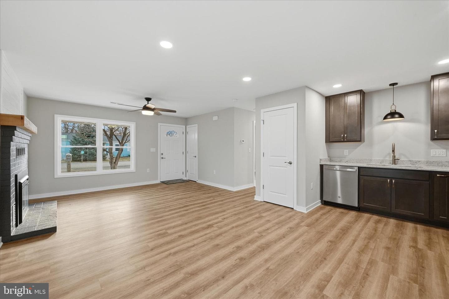 217 Myrtle Avenue photo 23