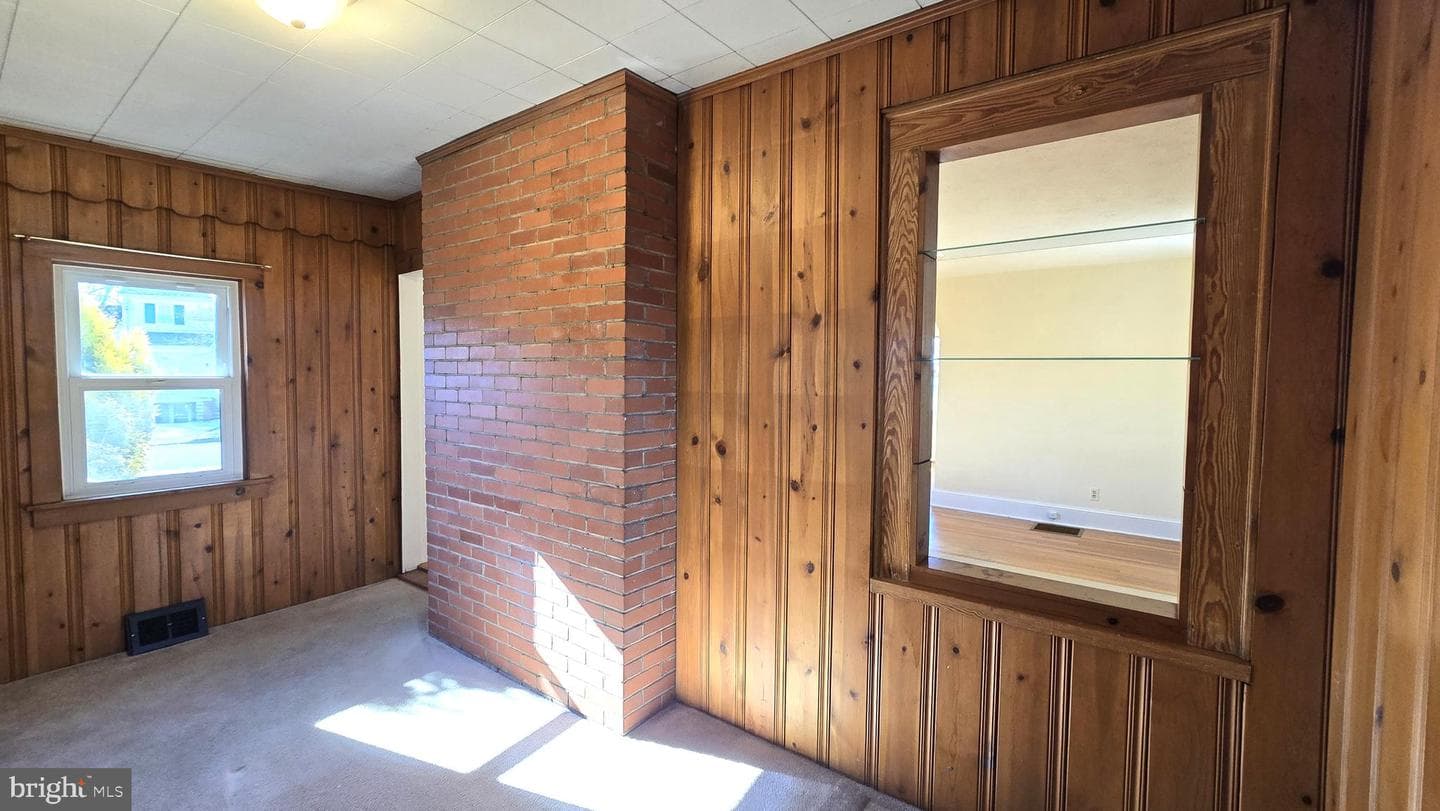 712 Frederick Avenue photo 18