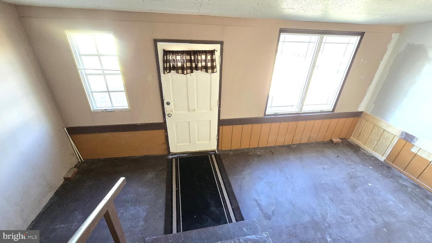 712 Frederick Avenue photo 43