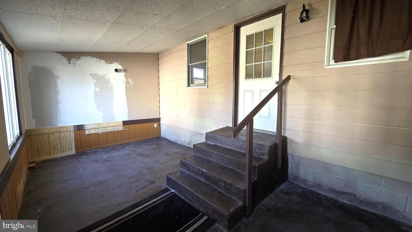 712 Frederick Avenue photo 44