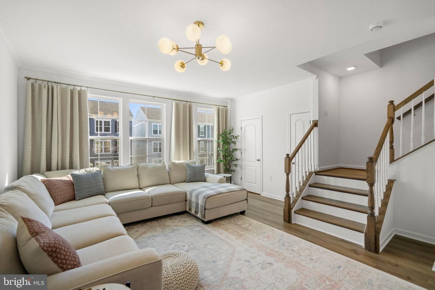 3137 Eton Place photo 13