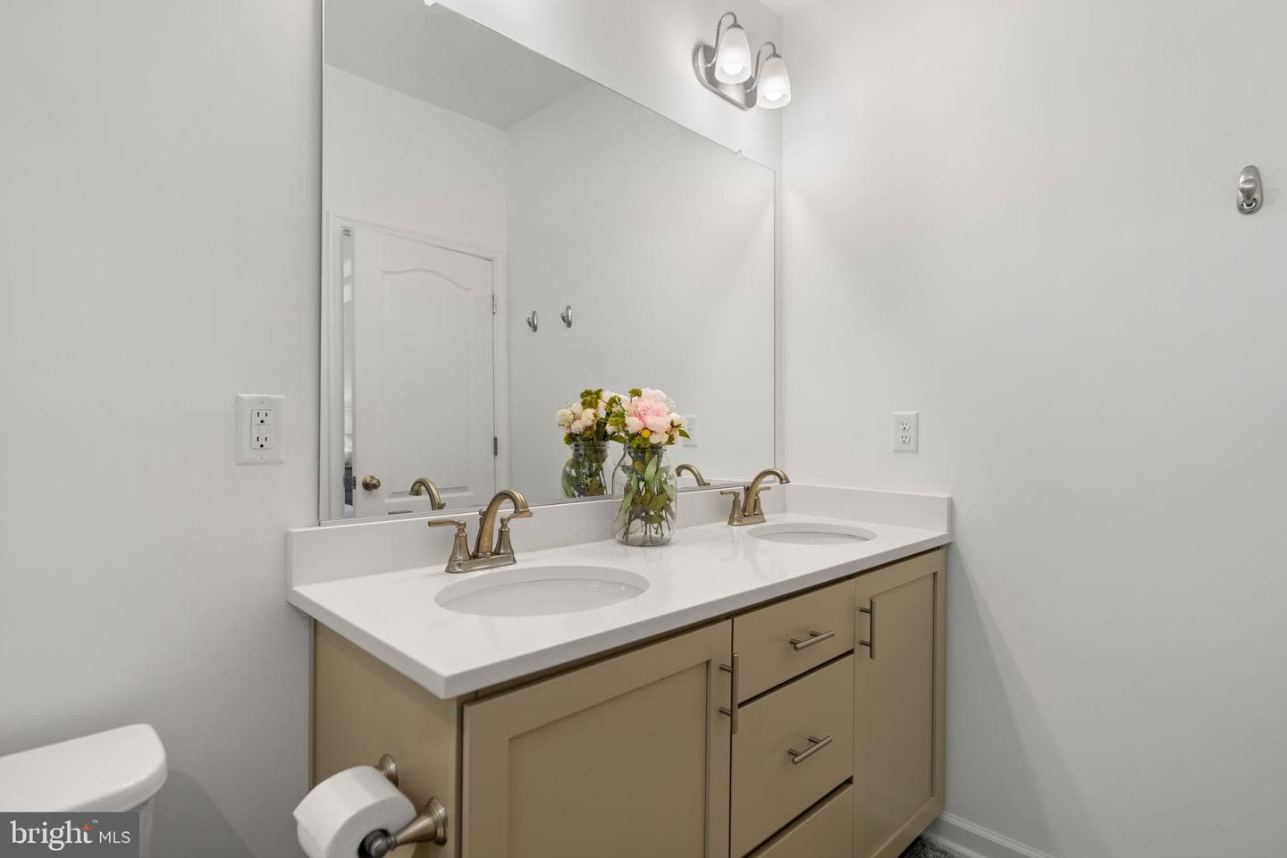 3137 Eton Place photo 18