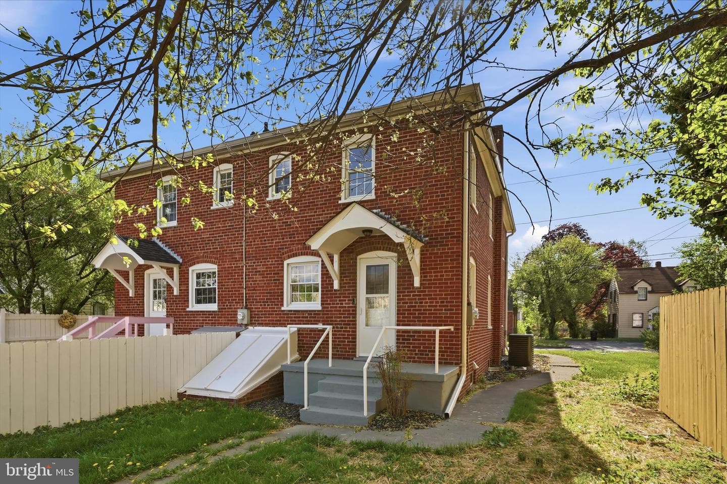 625 Watson Avenue photo 37