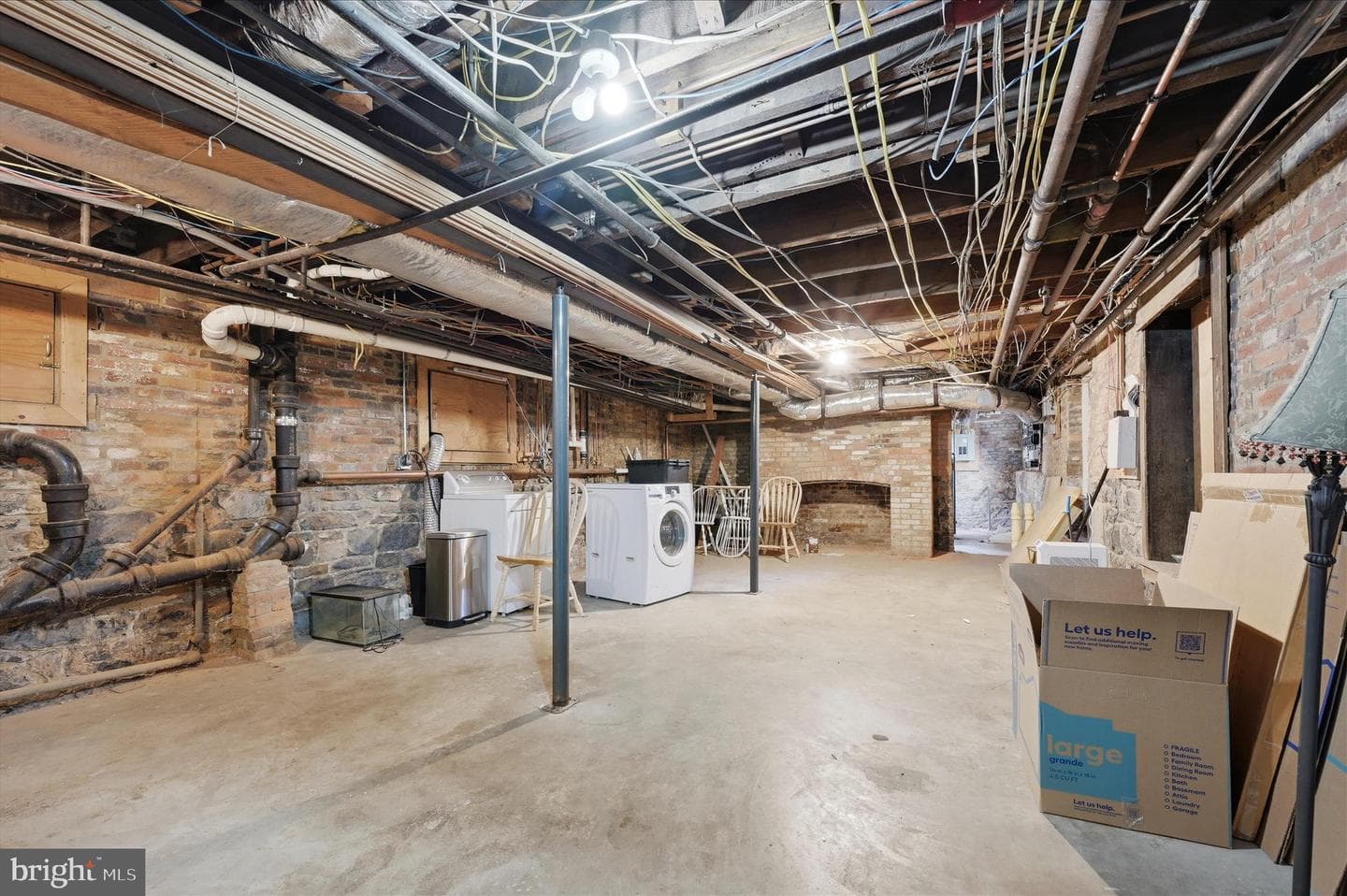 217 W Boscawen Street photo 93