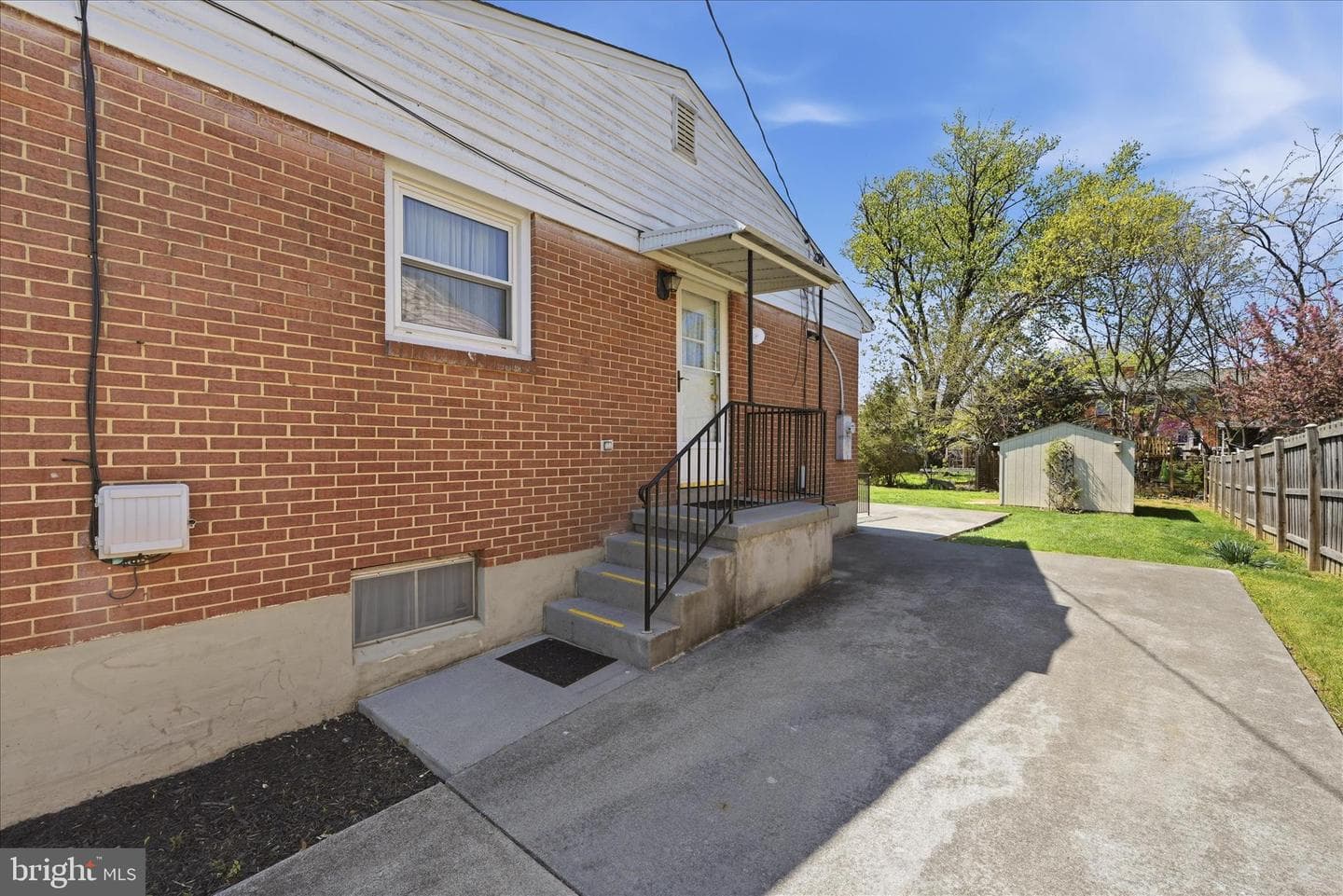 113 Christopher Drive photo 24