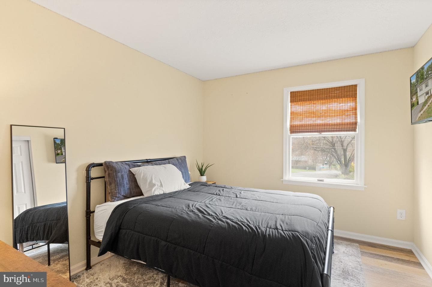 413 George Street photo 26