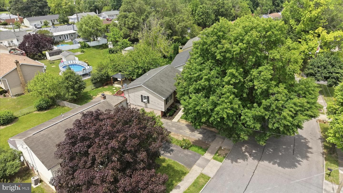 605 Dunlap Street photo 37