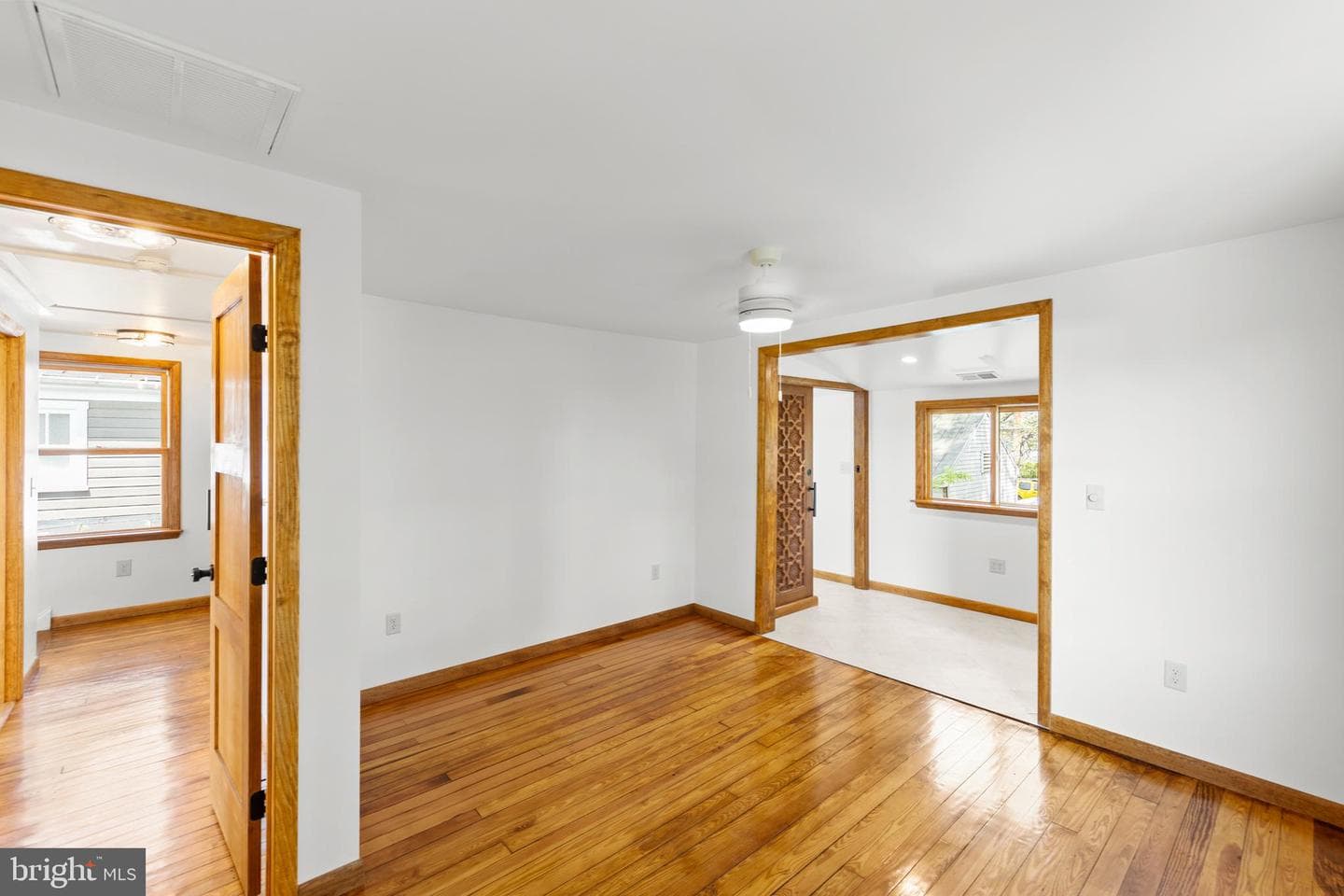 112 W Germain Street photo 17