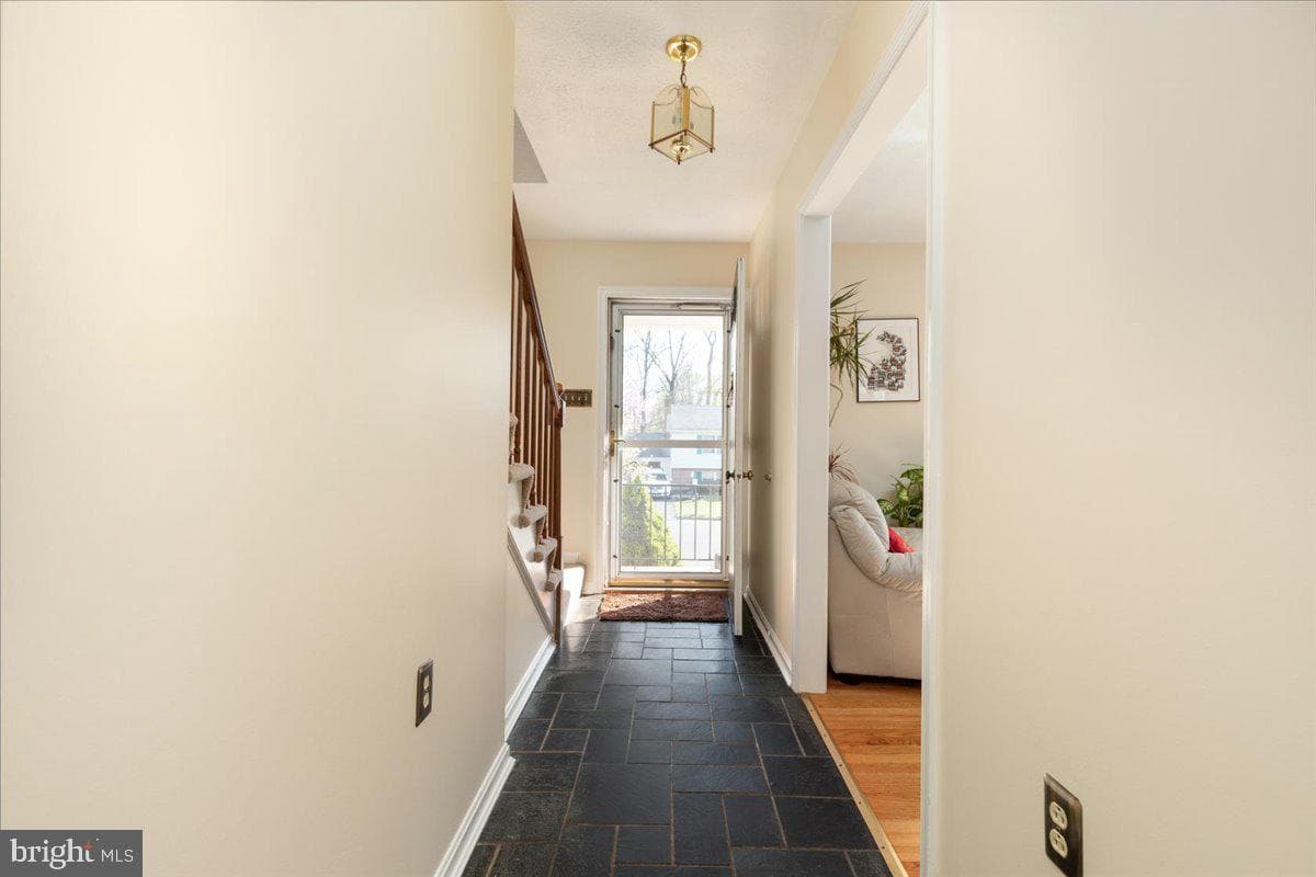 1300 Caroline Street photo 5