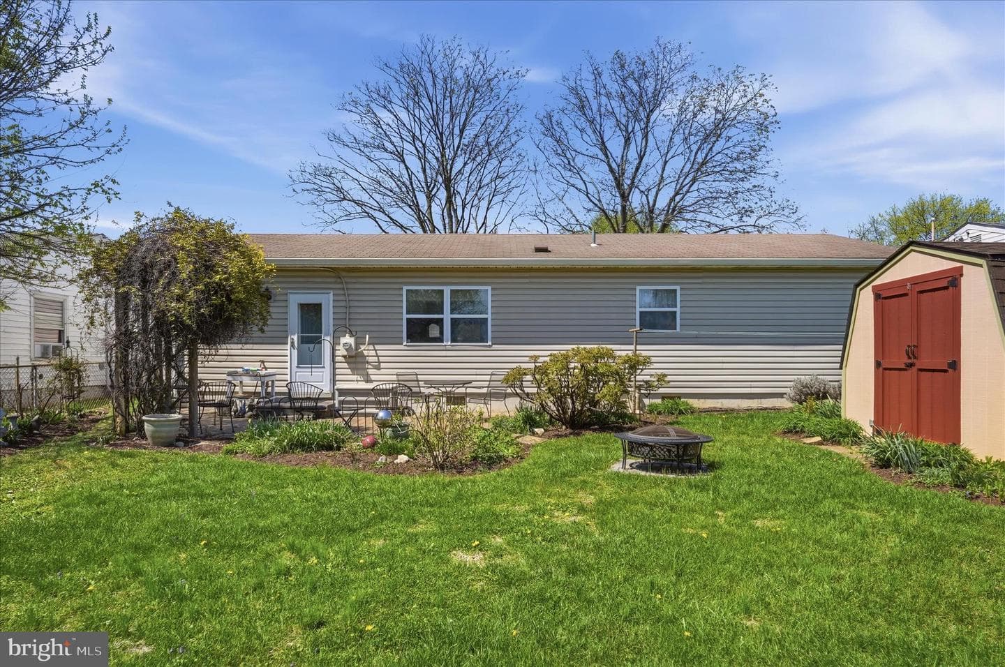 624 Butler Avenue photo 35