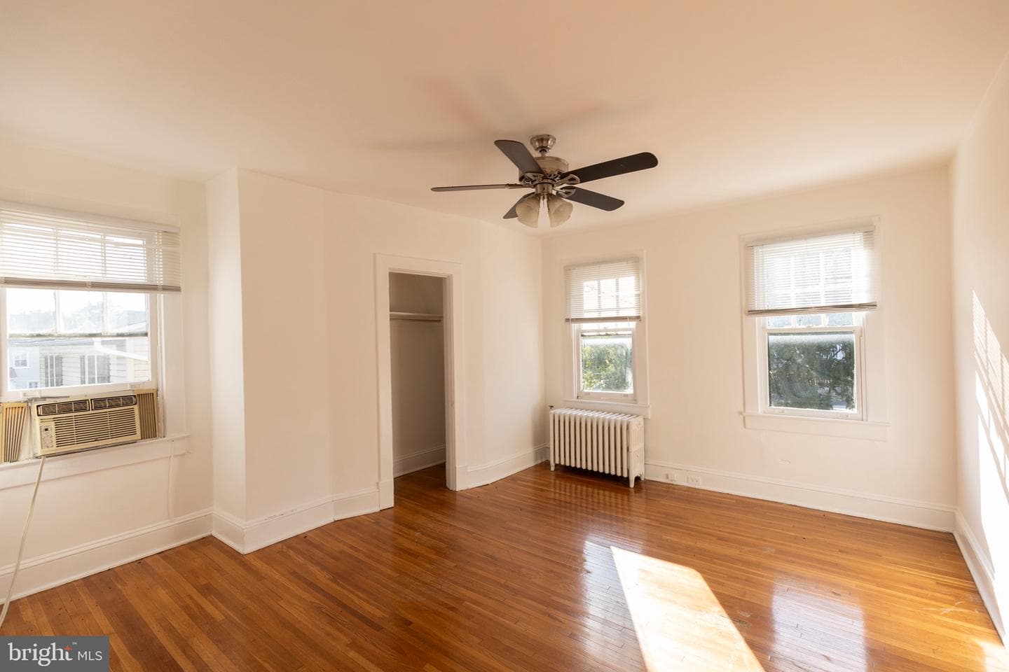 1400 Valley Avenue photo 42