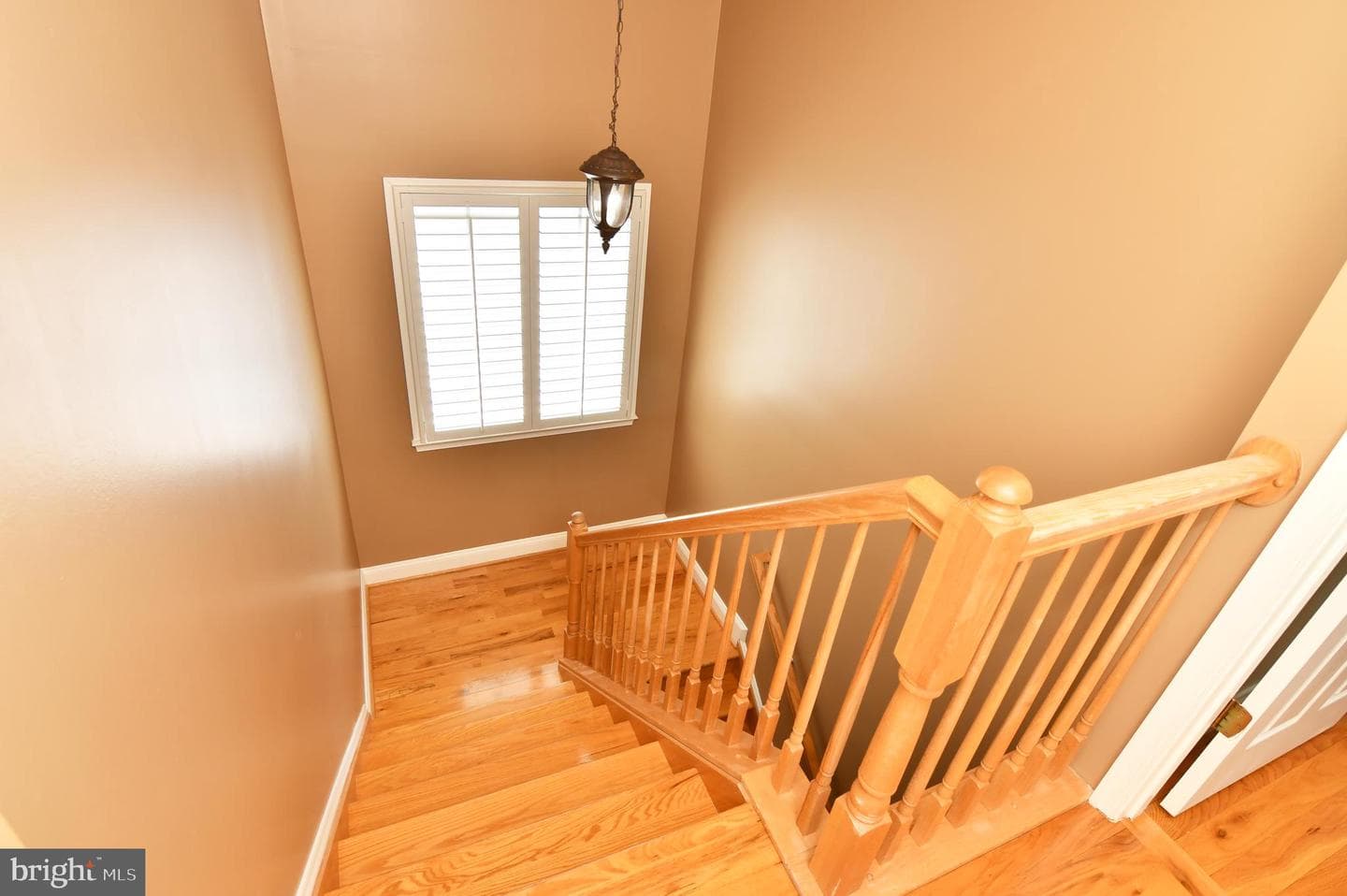 813 Chelsea Drive photo 40