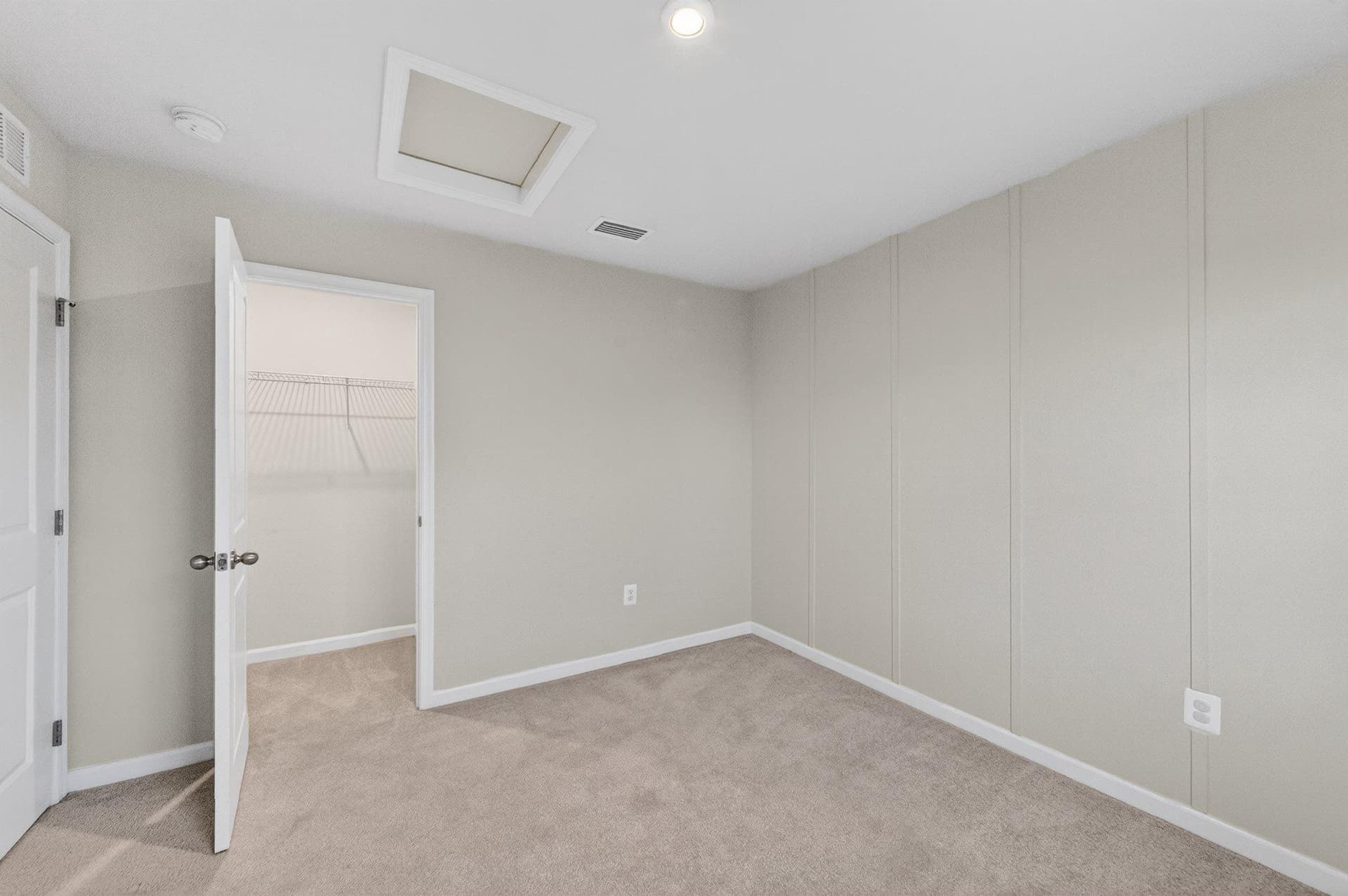 310 Longview Avenue photo 17