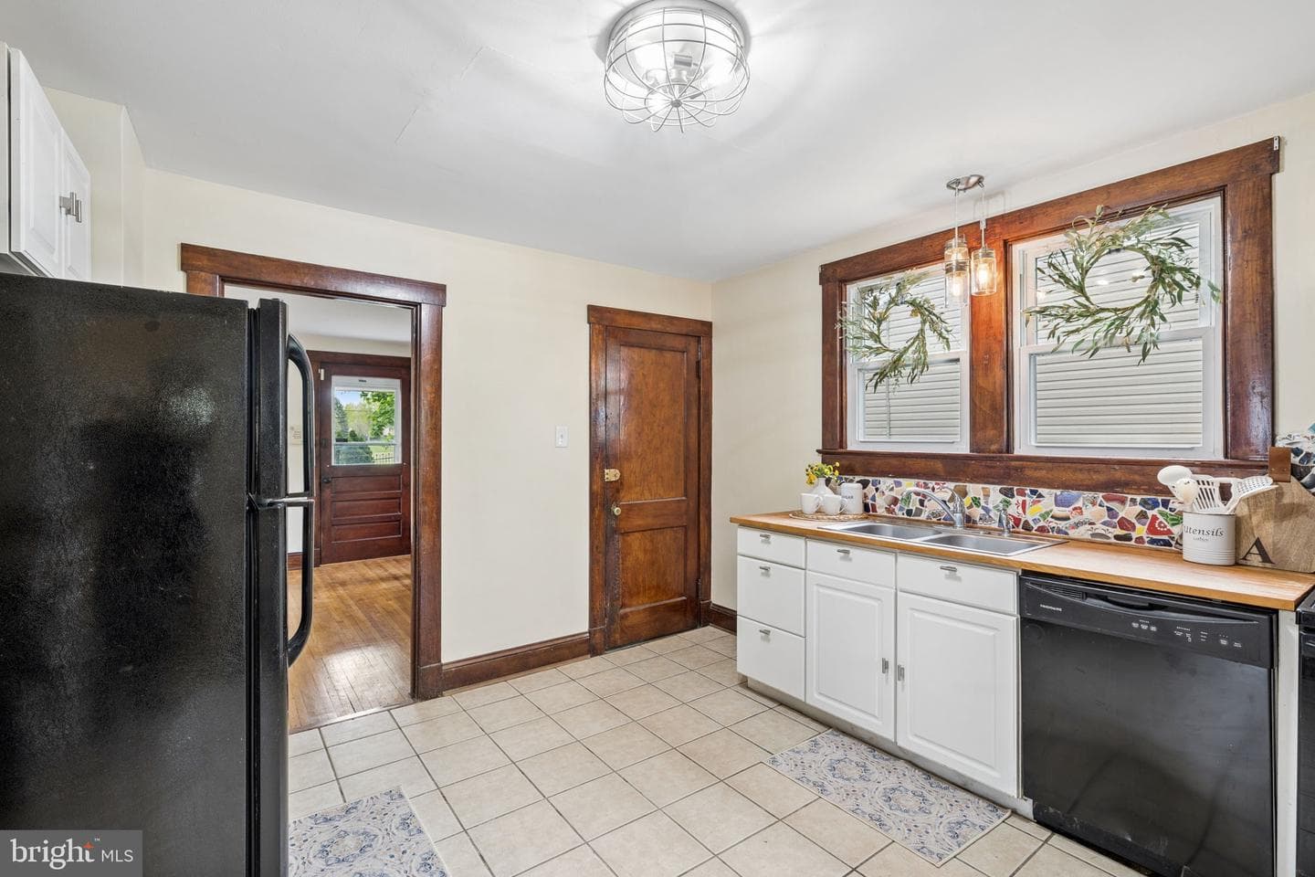 707 E Cork Street photo 22