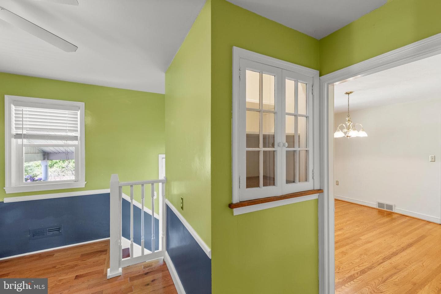 328 Longview Avenue photo 31