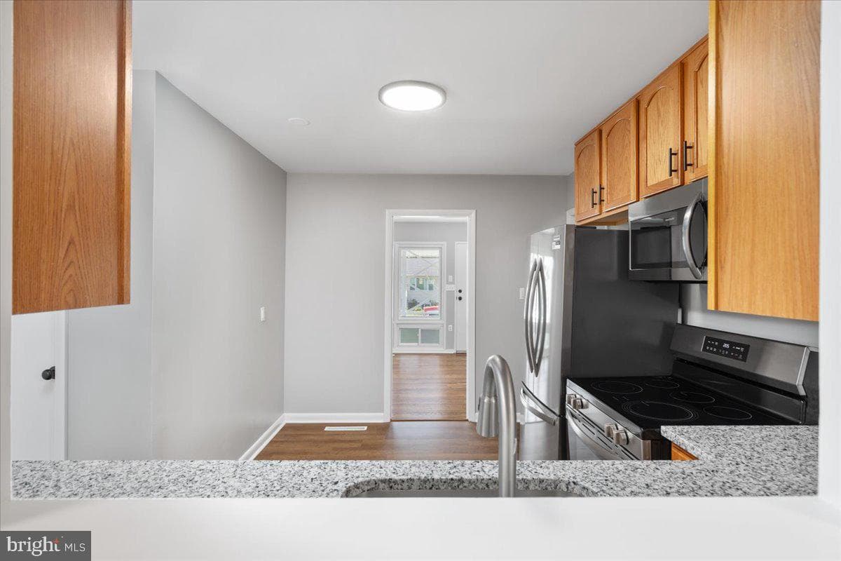 420 E Pall Mall Street photo 7