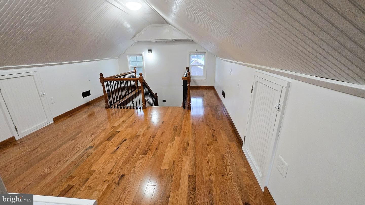 823 Woodland Avenue photo 26