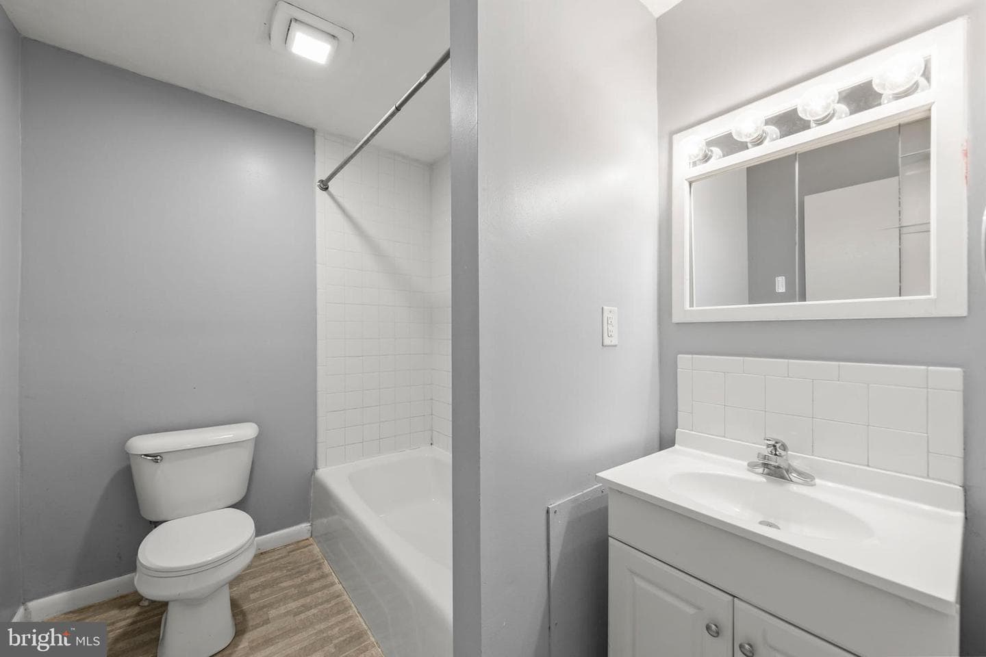 1709 Brandon Drive photo 23