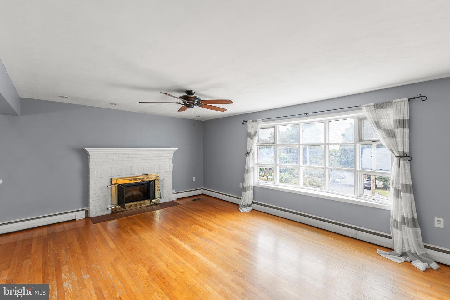 1709 Brandon Drive photo 4