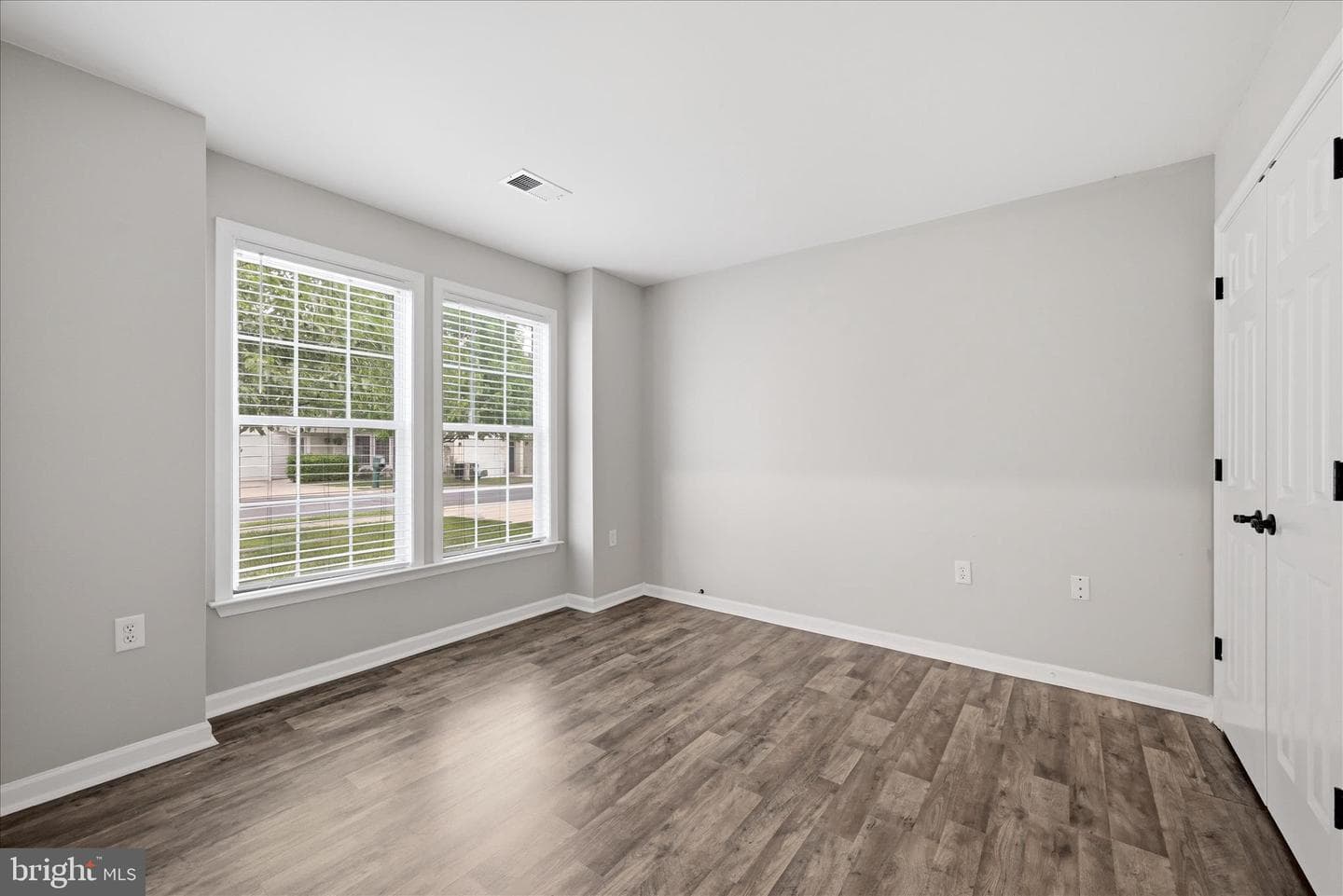 1856 Melvor Lane photo 20