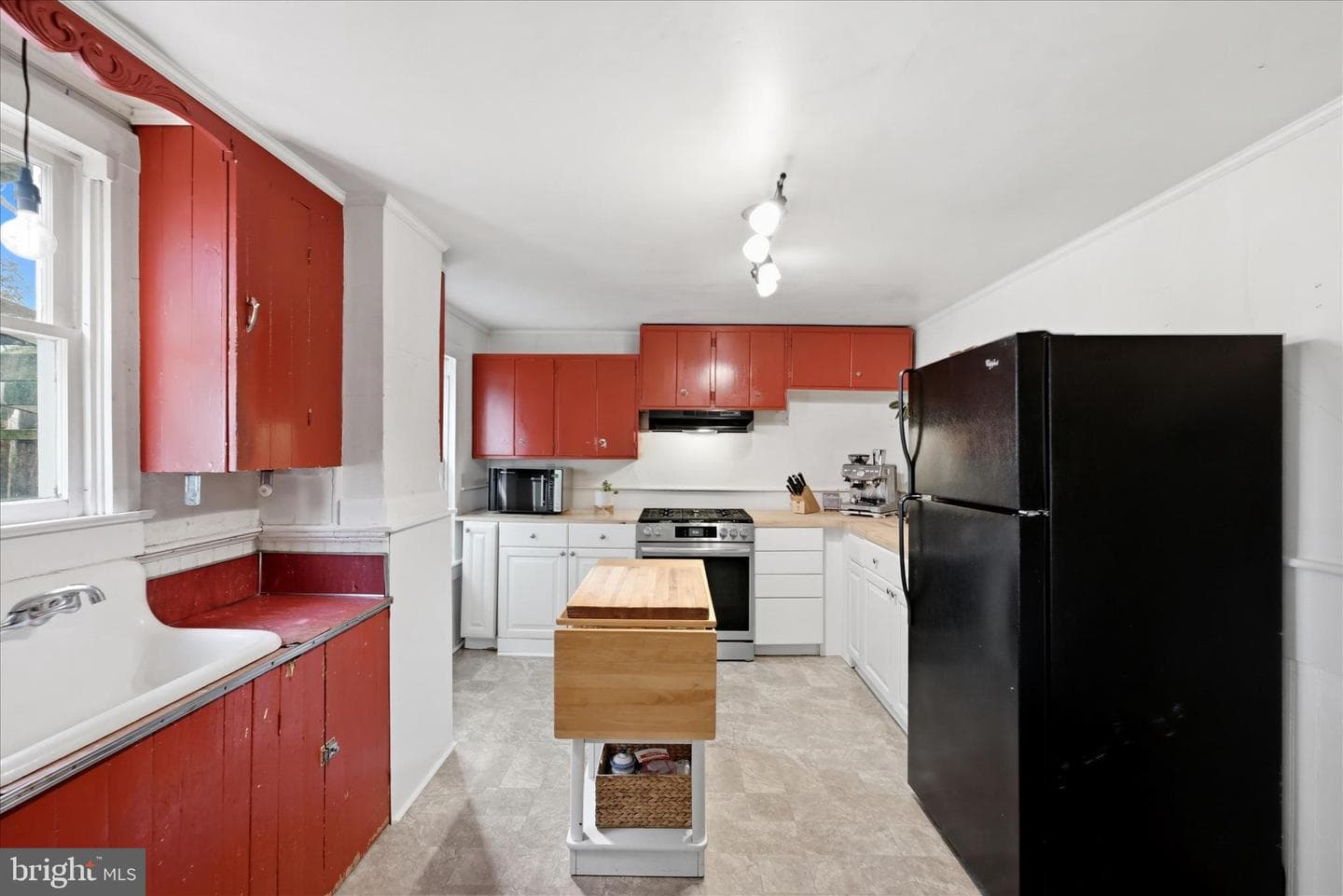 11 W Germain Street photo 12