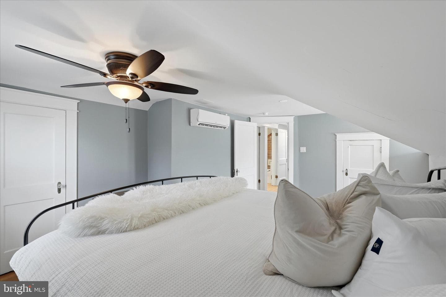1423 Greystone Ter photo 25