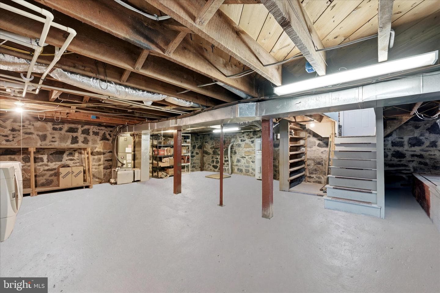 1423 Greystone Ter photo 38