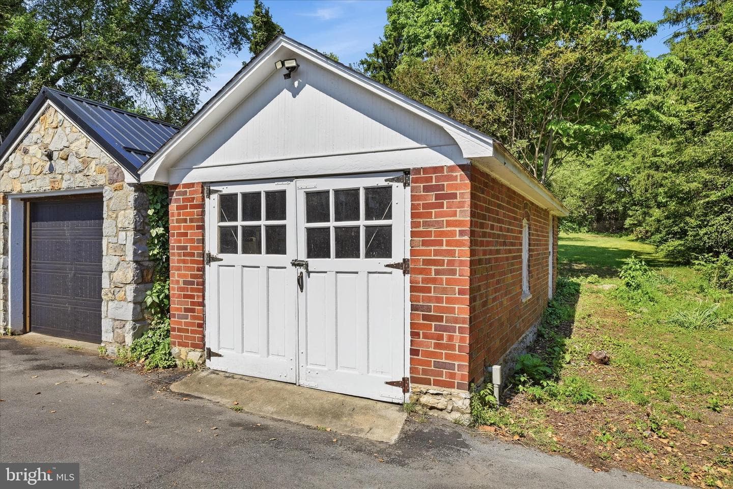 1423 Greystone Ter photo 42